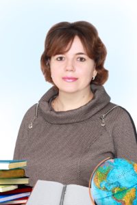Артюхова Надежда Николаевна.